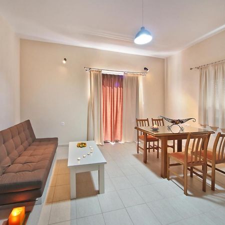 Sfakia Thea Apartments ภายนอก รูปภาพ
